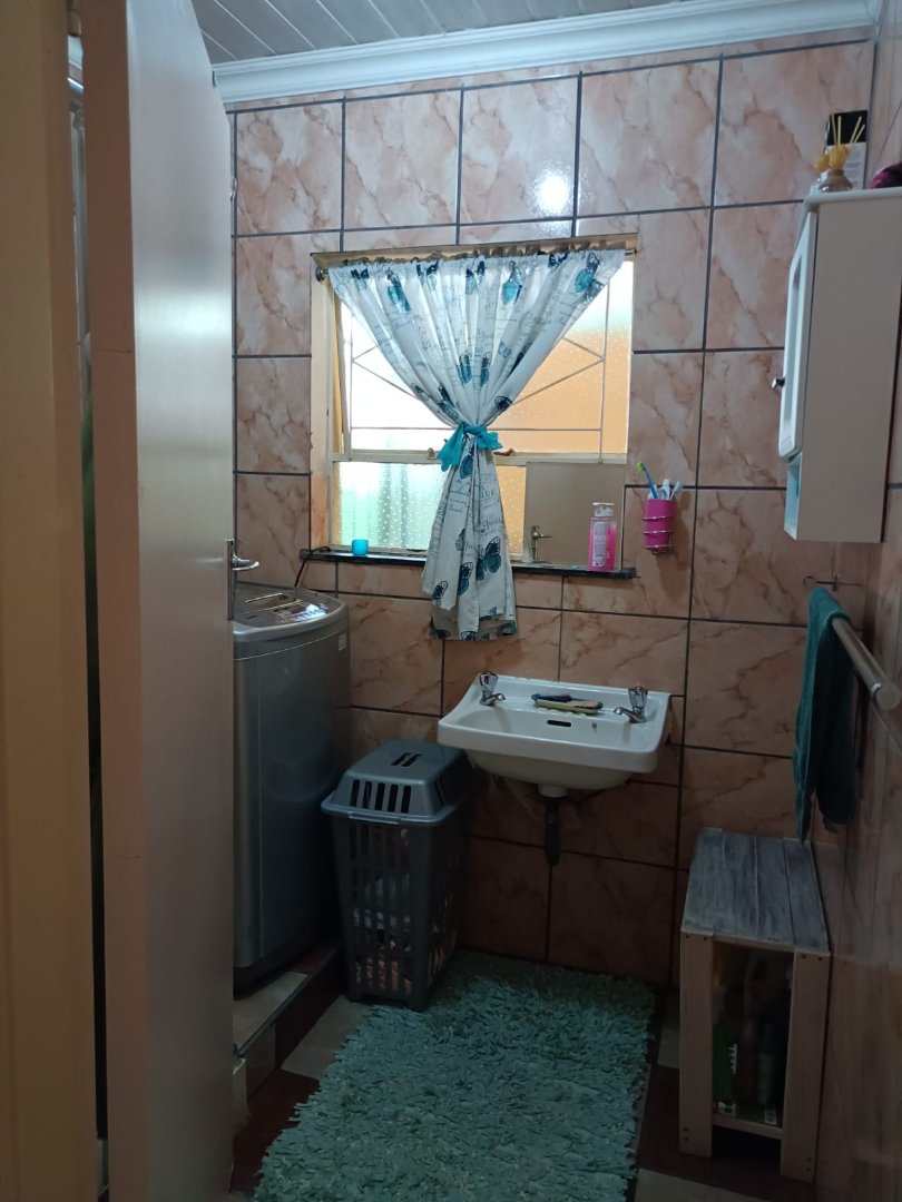 4 Bedroom Property for Sale in Fichardt Park Free State